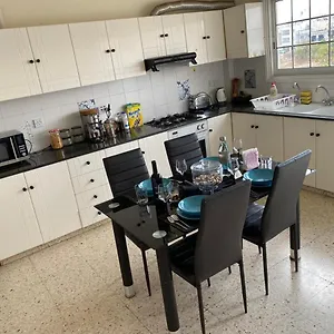 Comfort Homestay szállás Lárnaka